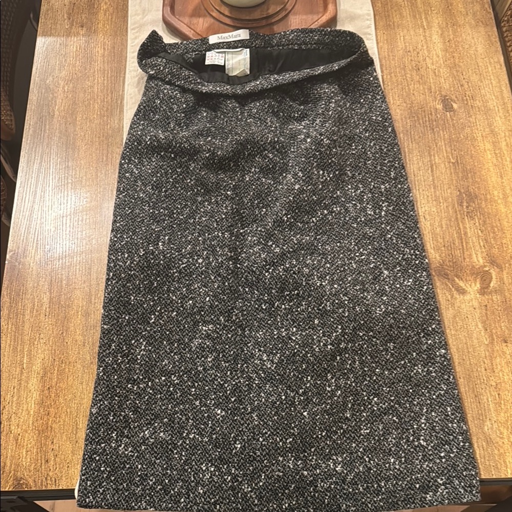 MaxMara Black Tweed Skirt